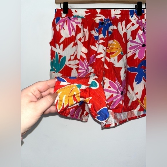 LULU’S Sprung on Sunshine Red Floral Print Pull On Shorts Size Small - Picture 6 of 8